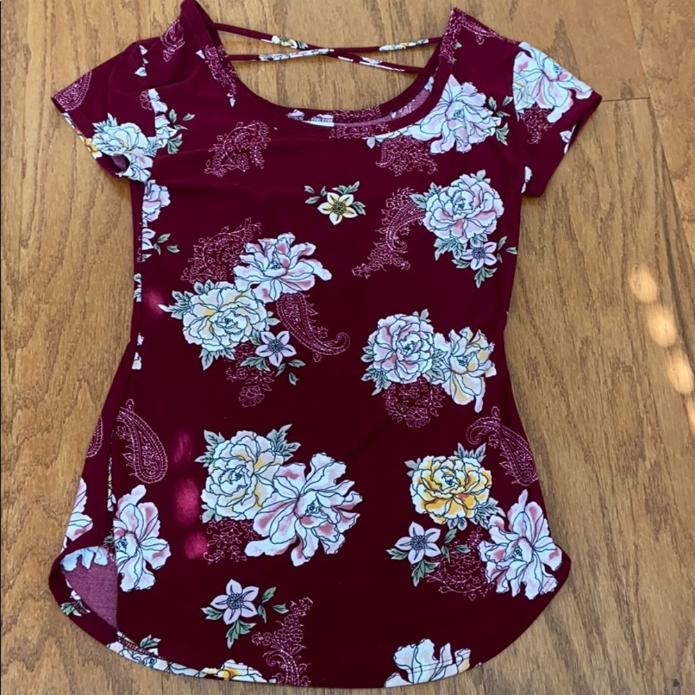 Floral t-shirt🌸